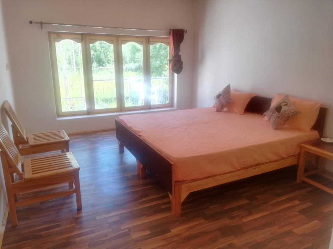 Sernang Homestay Hundar Exterior photo